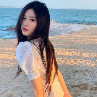 她满级锦鲤，你惹她干嘛